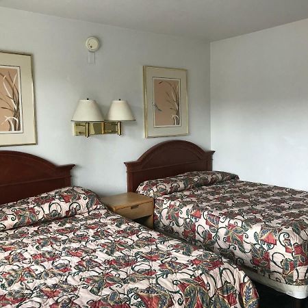 American Budget Inn And Suites-Modesto Buitenkant foto