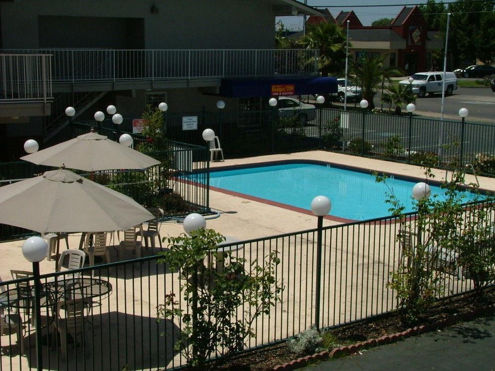 American Budget Inn And Suites-Modesto Buitenkant foto